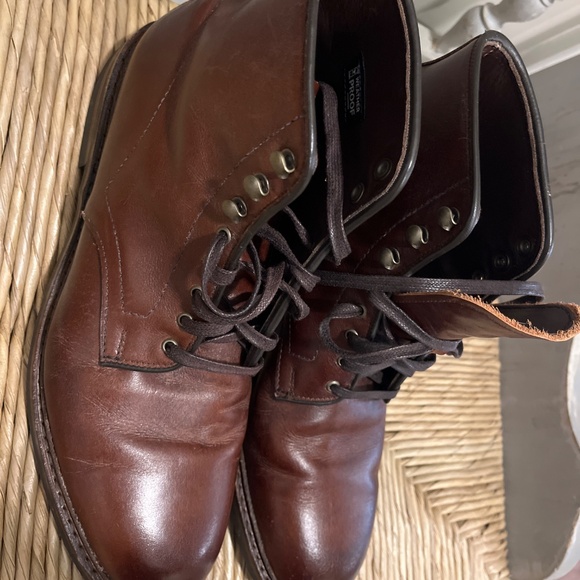 Allen Edmonds 10 D Shoes Higgins Mill Weatherproof boot in Chili brown - Picture 7 of 8